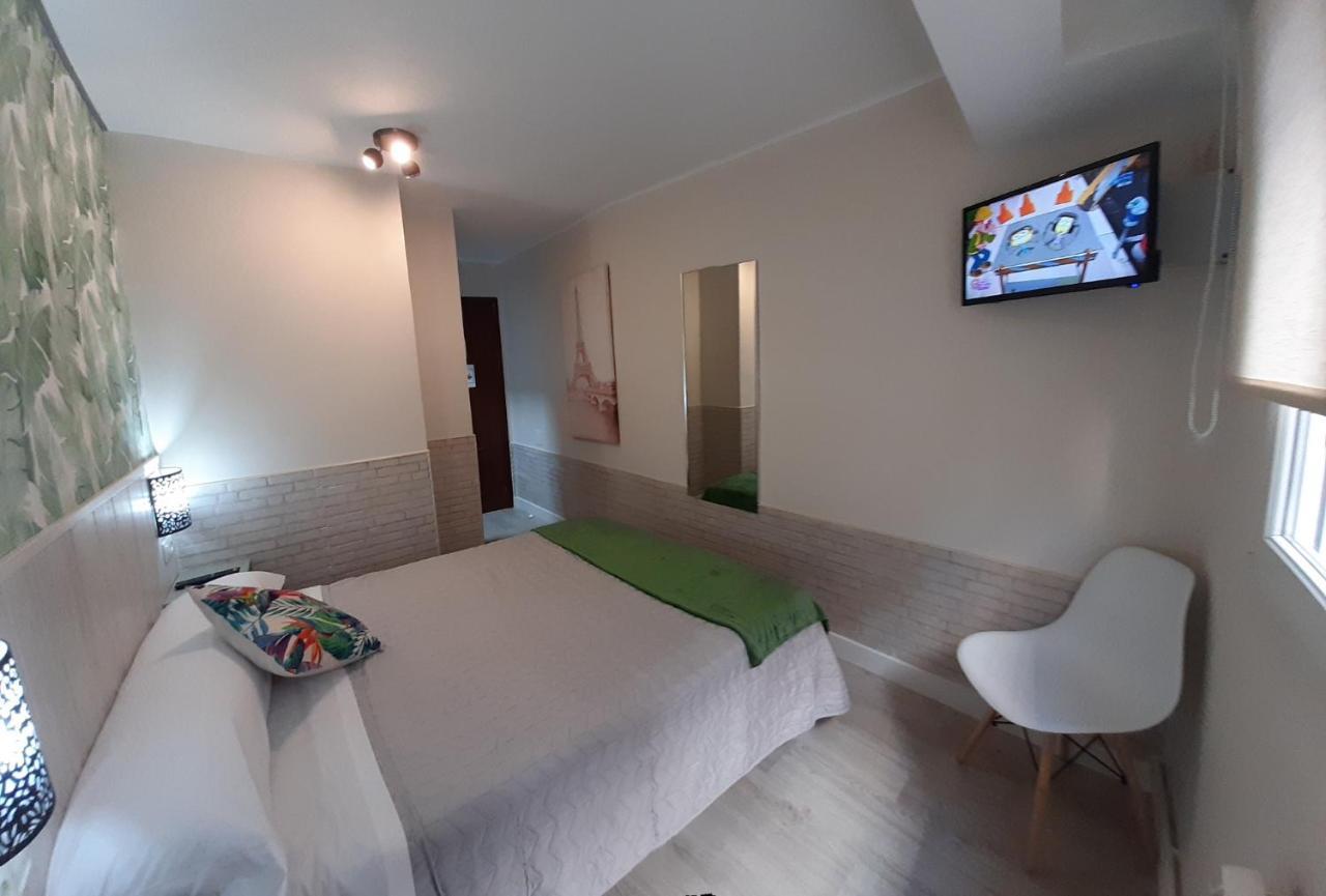Hostal Verdemar Χιχόν Εξωτερικό φωτογραφία