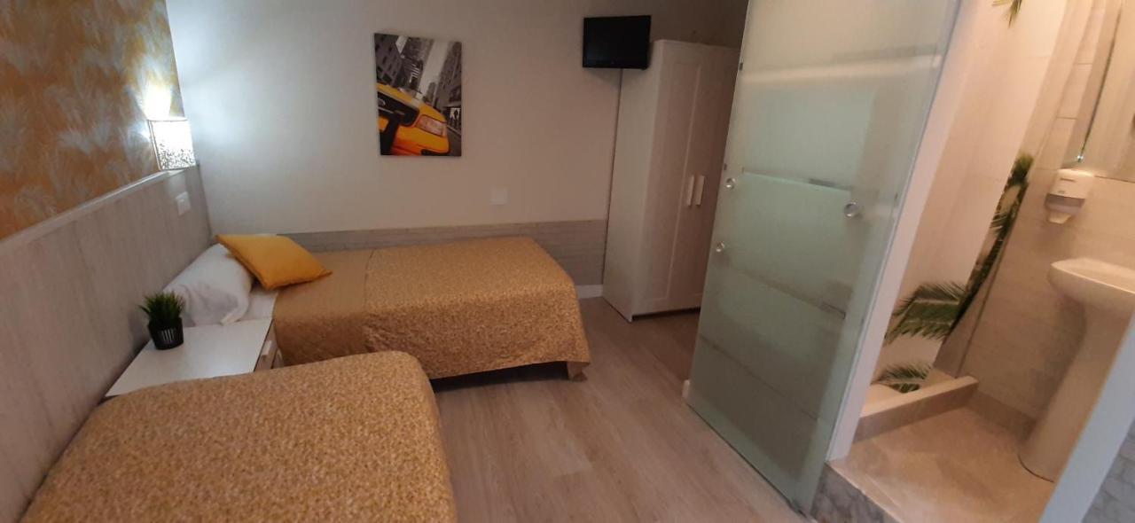 Hostal Verdemar Χιχόν Εξωτερικό φωτογραφία