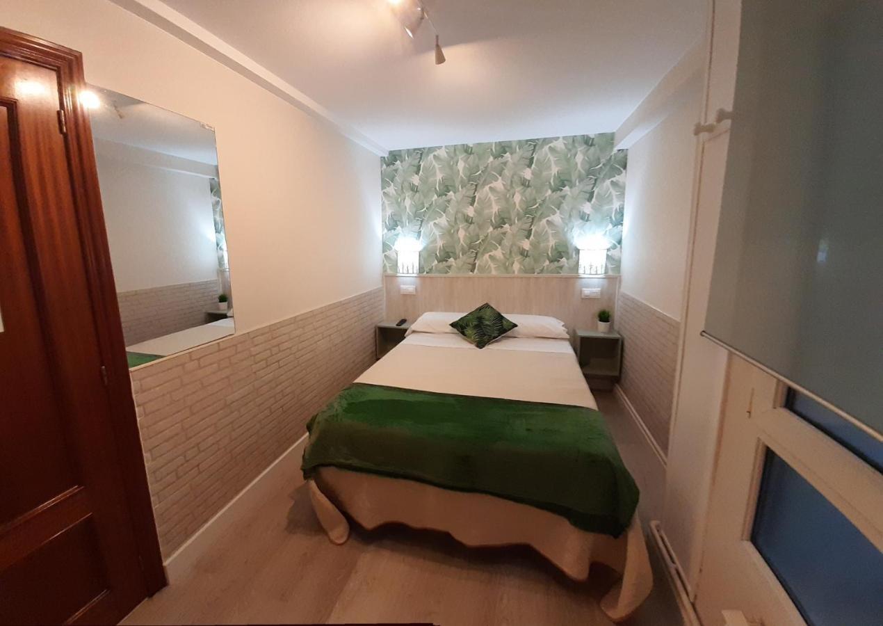 Hostal Verdemar Χιχόν Εξωτερικό φωτογραφία