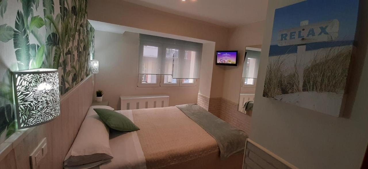 Hostal Verdemar Χιχόν Εξωτερικό φωτογραφία