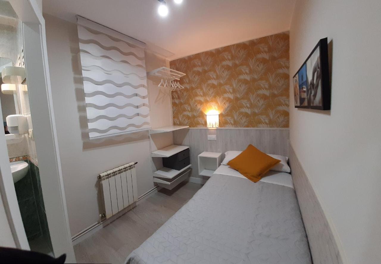 Hostal Verdemar Χιχόν Εξωτερικό φωτογραφία