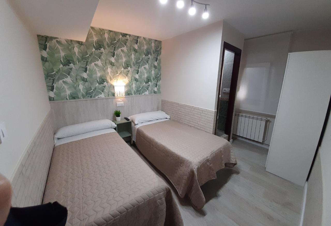 Hostal Verdemar Χιχόν Εξωτερικό φωτογραφία