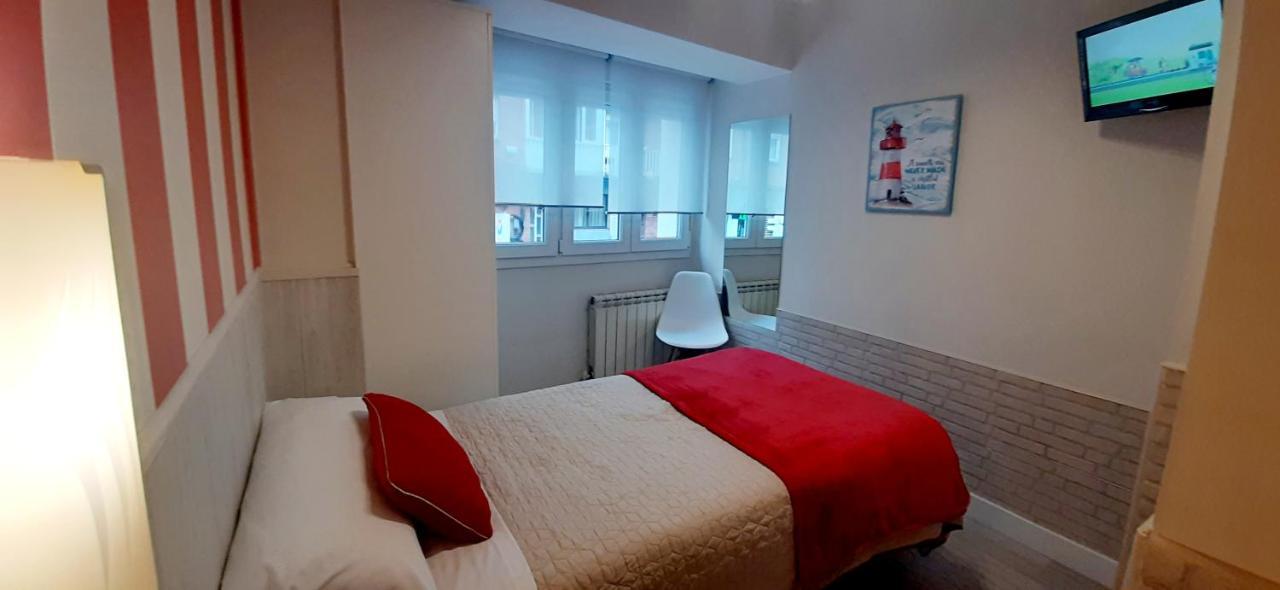 Hostal Verdemar Χιχόν Εξωτερικό φωτογραφία